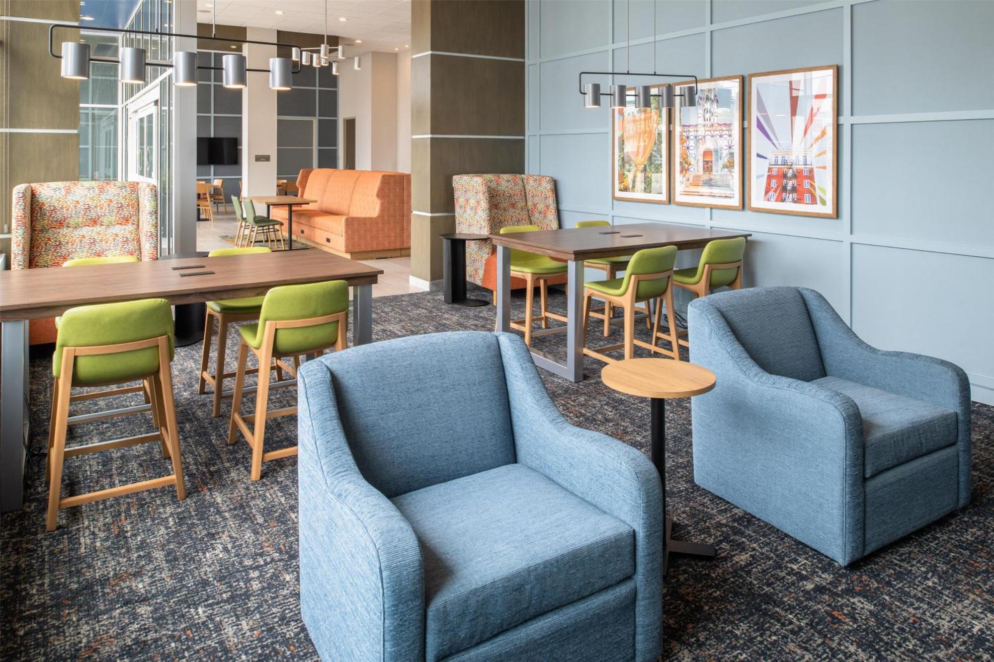 Hampton Inn By Hilton North Hollywood — Photos 1